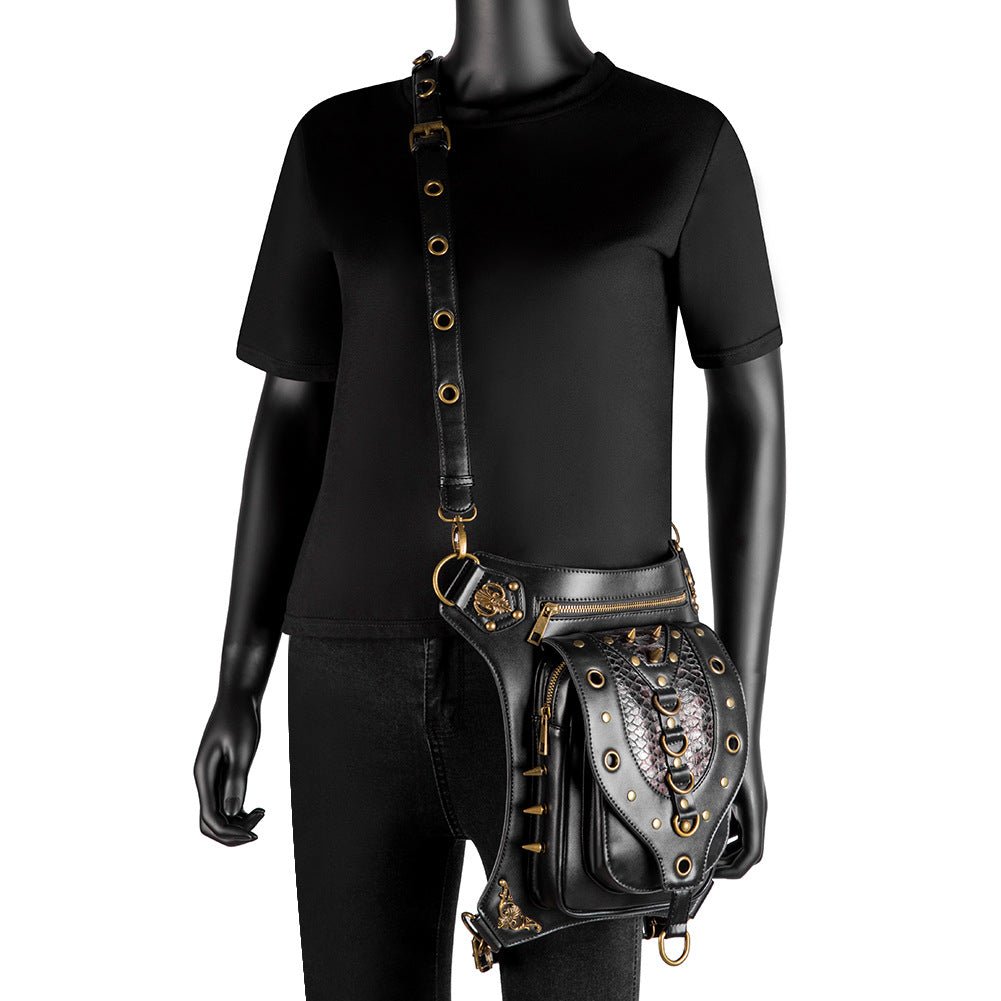 Creative Rivet Skull Outdoor Mobile Phone Pocket - Alternative Gothic Dark Wear | Embrace Dark Aesthetic Men & Women Gothic Clothing