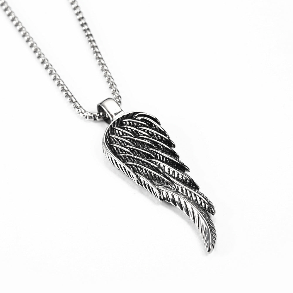 Feather wing necklace